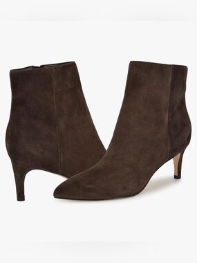Brand New! 100% Suede, Rich Chocolate Brown Nine West Ankle boot, sz 9 w/ box